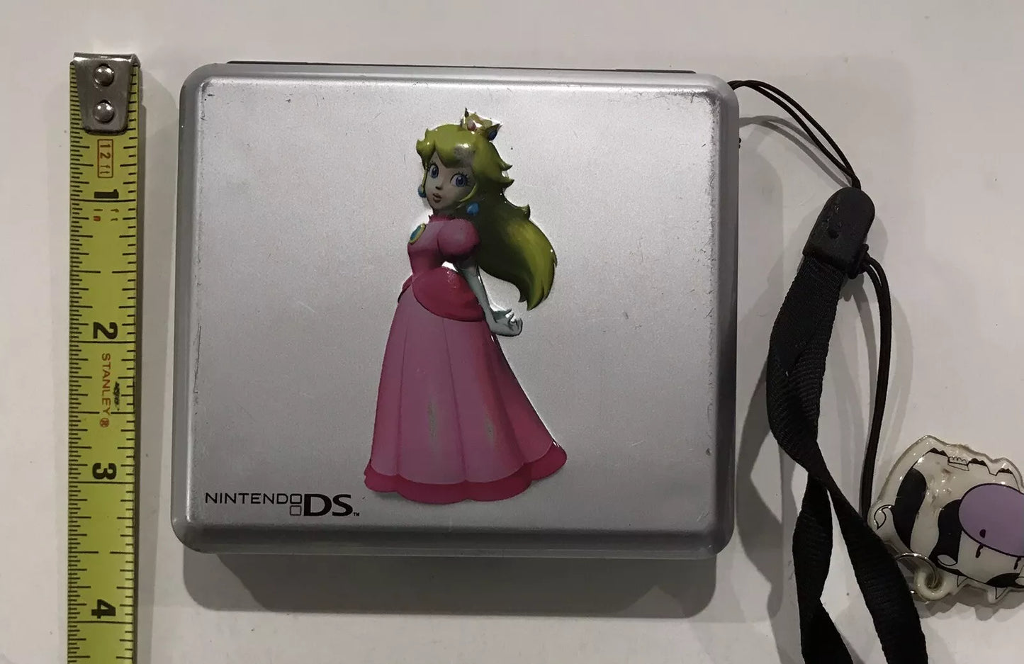 Nintendo DS Peach Game Case Holder Silver Lanyard